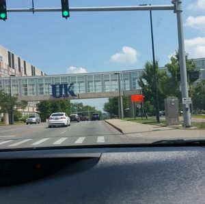 Meet your Posher, Sanchez